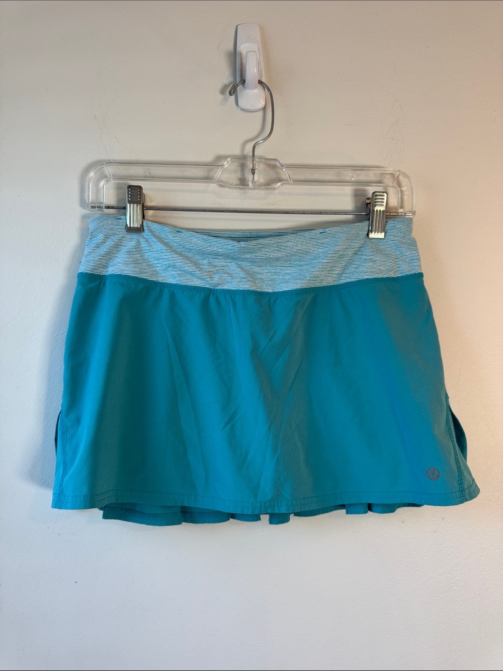 EUC Lululemon Aqua Athletic Tennis Skirt with Pleated Hem 4